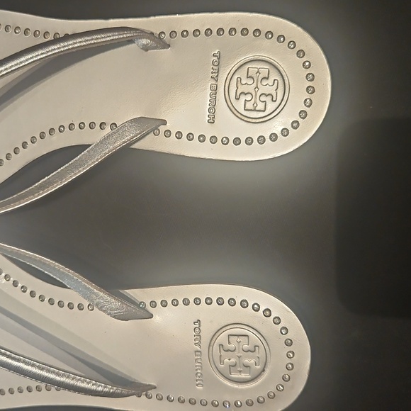 Tory Burch Silver Women's Sandals  7.5 - Picture 4 of 6